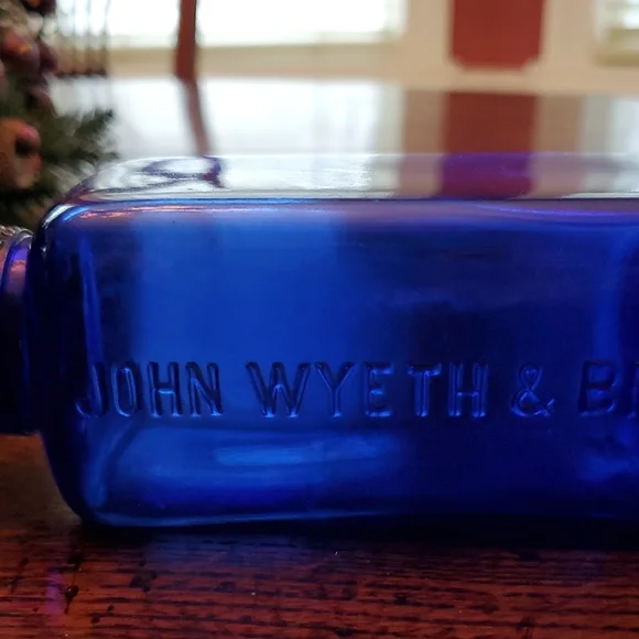 Vintage 1899, Blue Cobalt Glass - John Wyeth & Bro Bottle Pharmacy Bottle - Picture 3 of 10